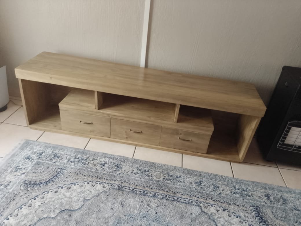 Modern Light Wood TV Stand with Storage Drawers and Open Shelving